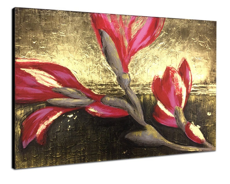 Håndmalet abstrakt kunst med røde blomstermotiver på guld - Stor moderne vægdekoration til stuen - Elegant tekstureret lærredskunst