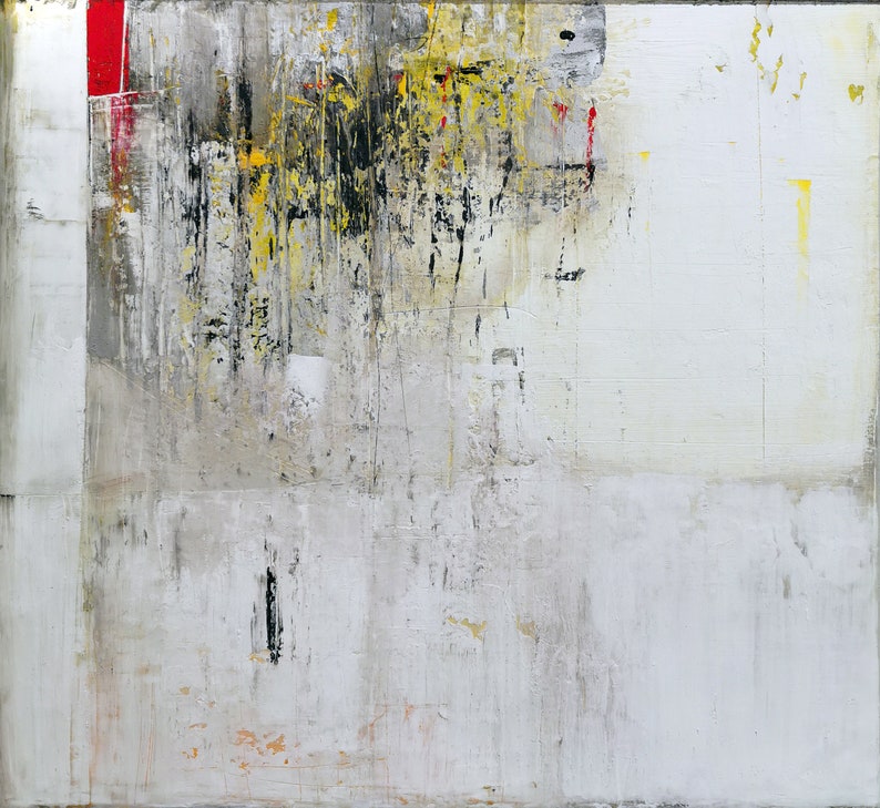 Abstract Minimalist Textured Painting – Large White Canvas with Hints of Yellow and Red for Contemporary Wall Decor
